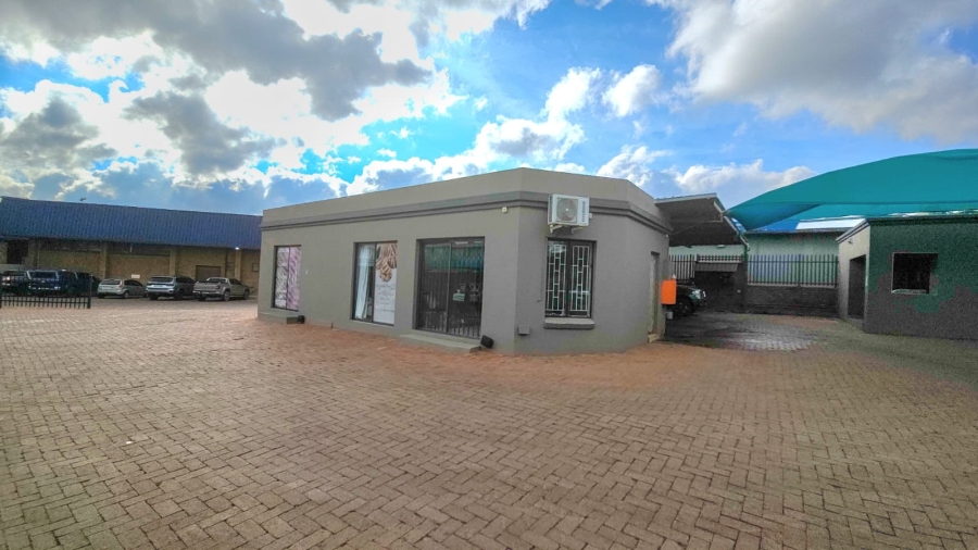 Commercial Property for Sale in Ifafi North West
